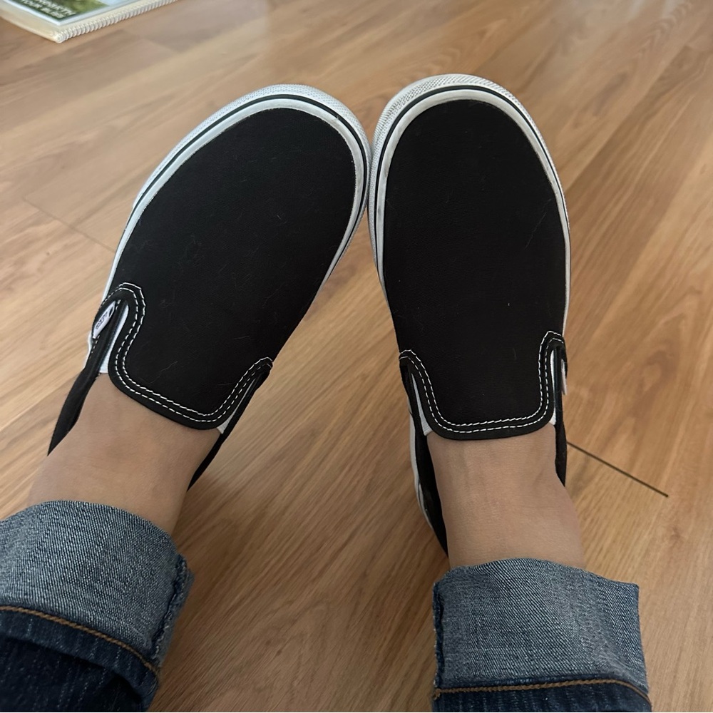 EUC Vans Classic Slip-On Stackform (Platform) Sneakers - Canvas Black/True White - Picture 2 of 9
